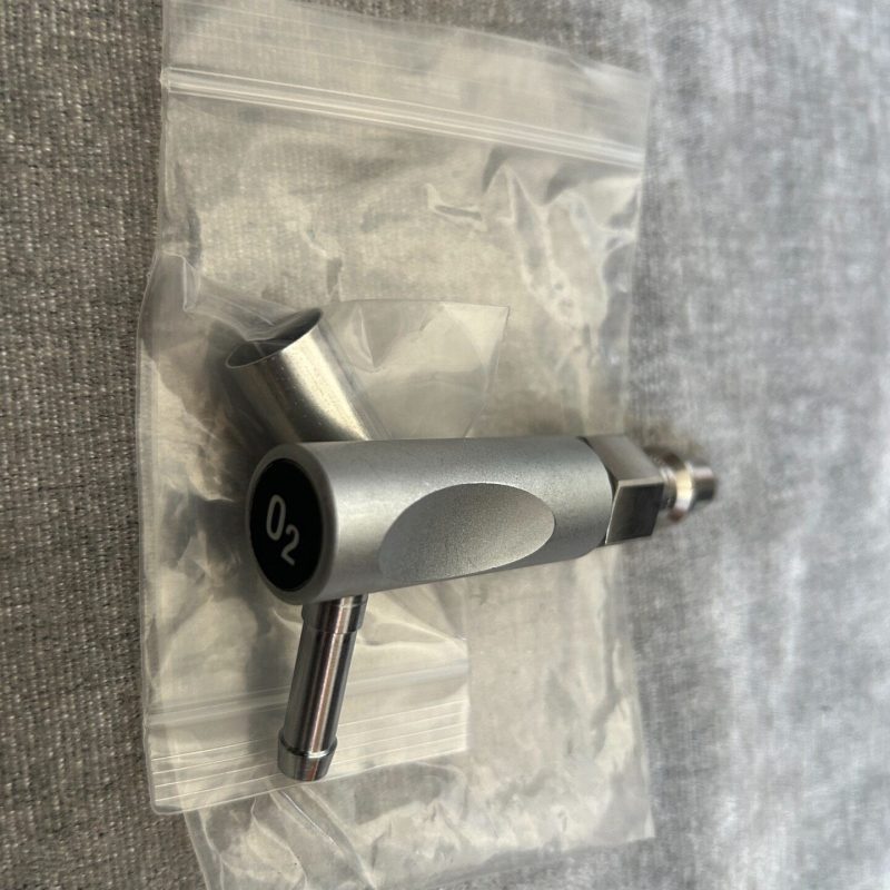Drager Oxygen Gas Plug Connector with Hose Clamp